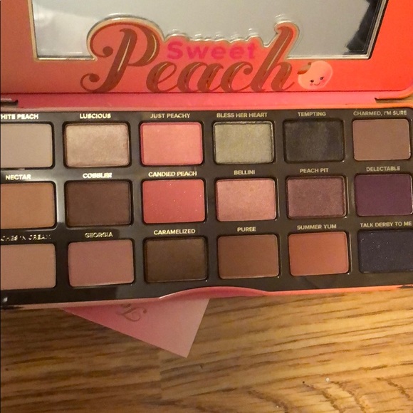 Makeup Lot - Picture 7 of 8